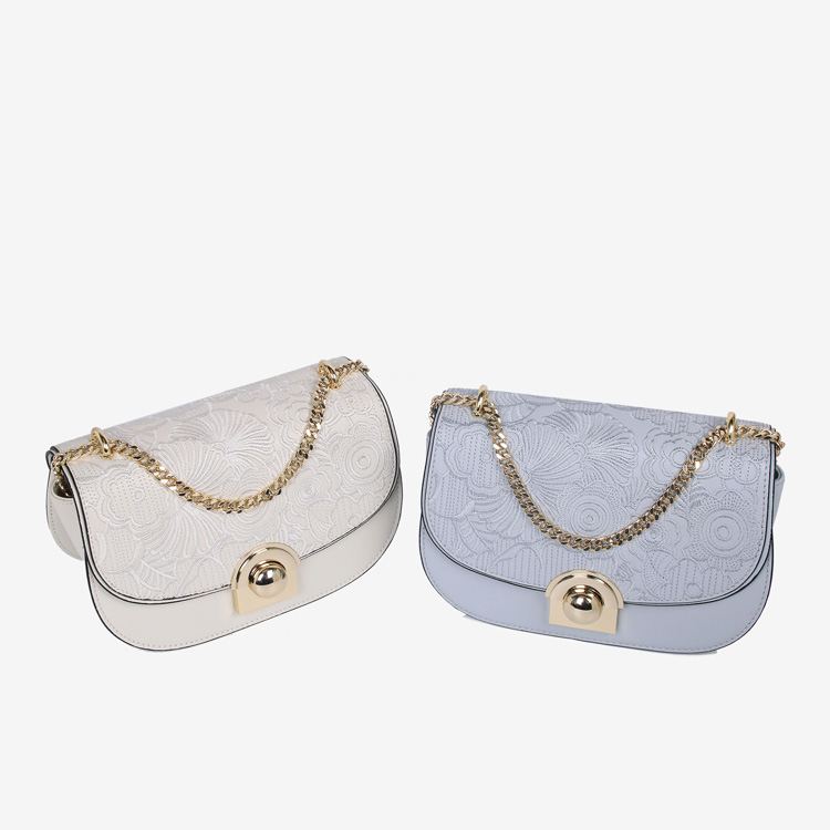 Women's Leather Saddle Bag