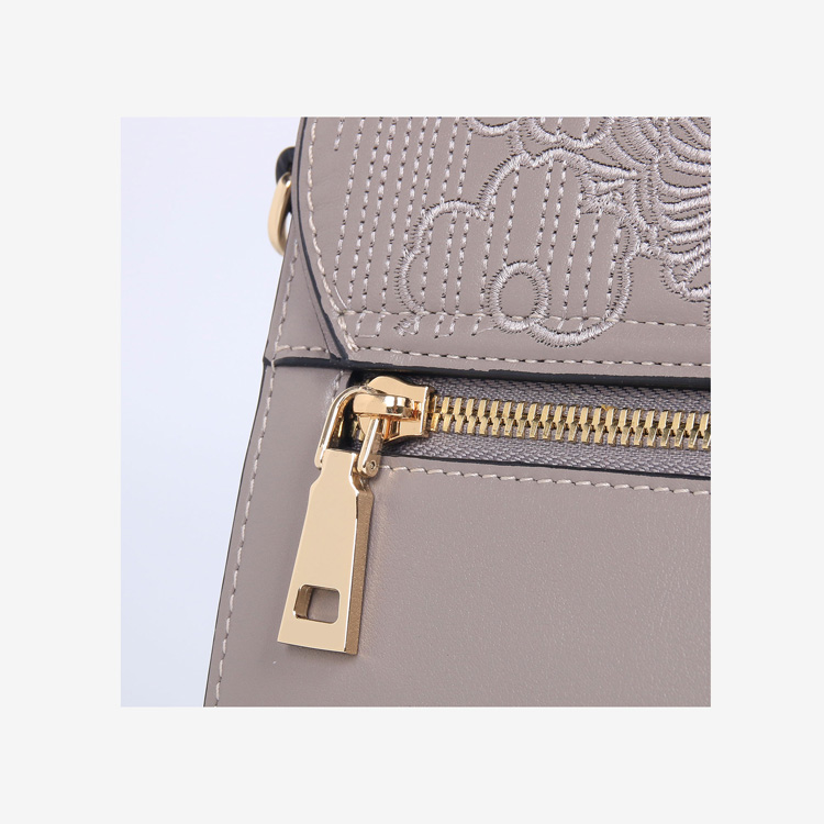  Embroidered Leather Handbags