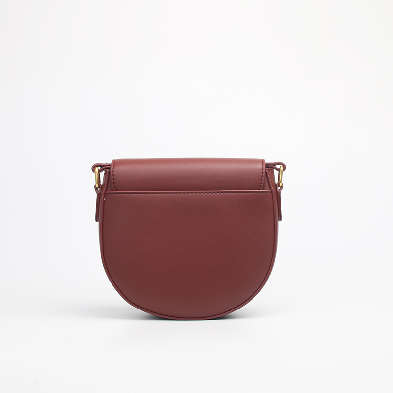white leather small shoulder bags