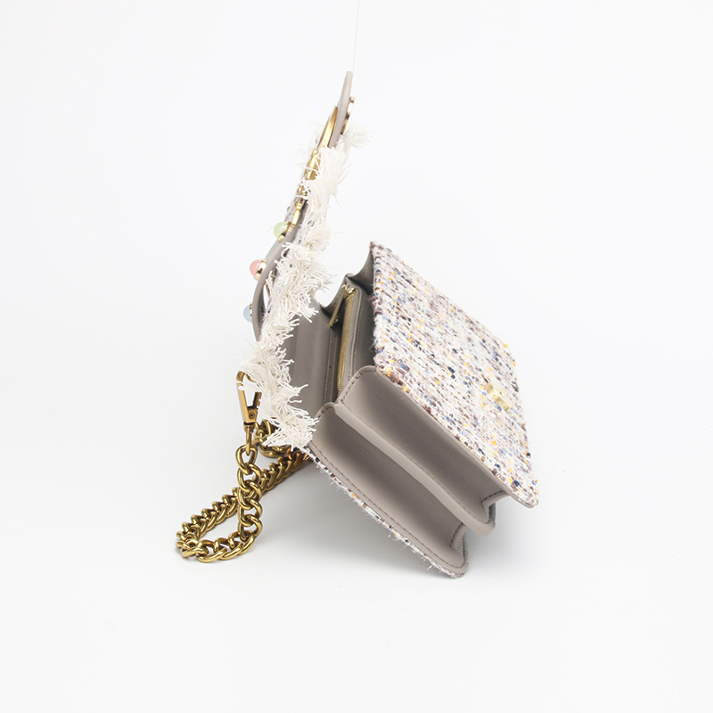 Tweed shoulder bag with brushed gold chain