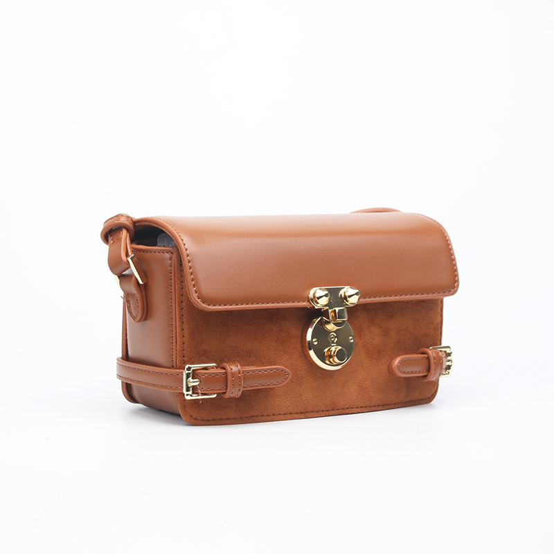 Versse suede flap bag