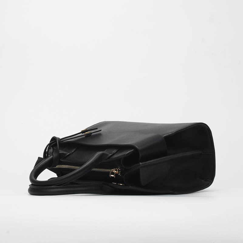 blue crossbody bag