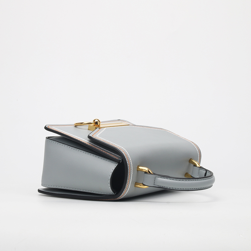 Contrast stitching shoulder bags