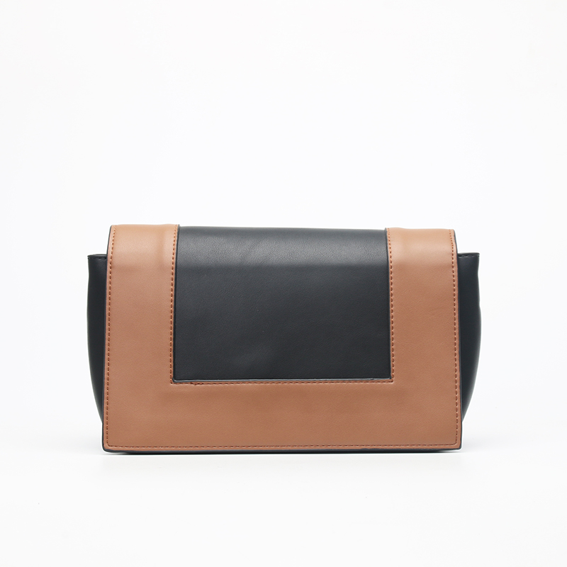 shoulder bag with wide strap detail 