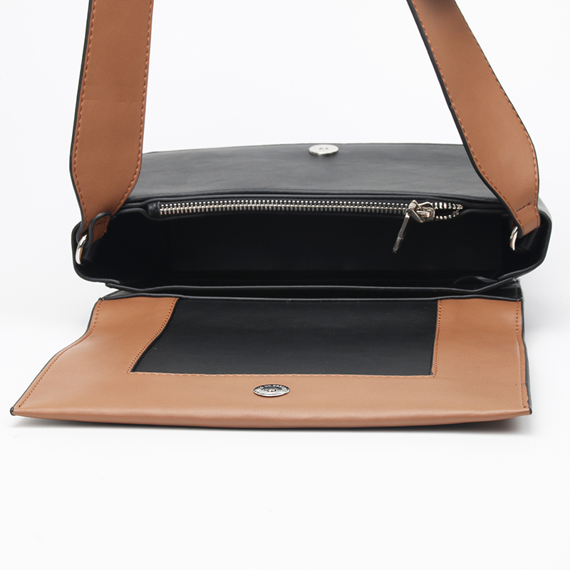 zip closure shoulder bag