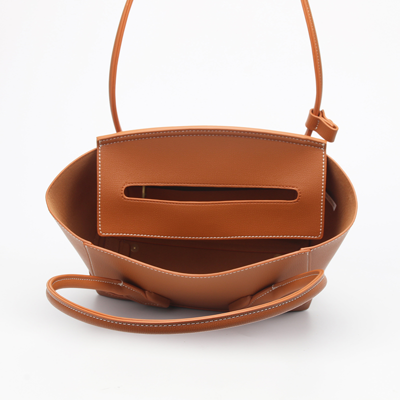 tan large hobo handbags