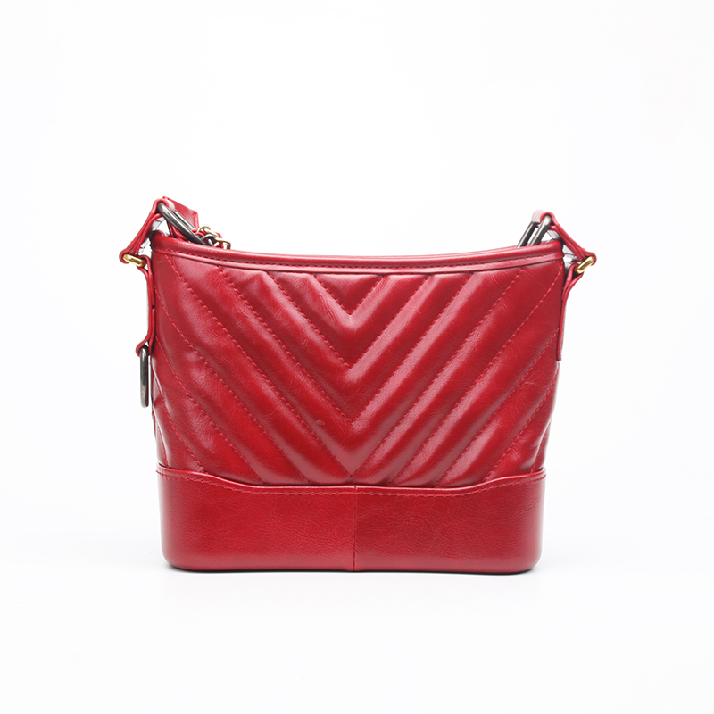 contrast shoulder bag
