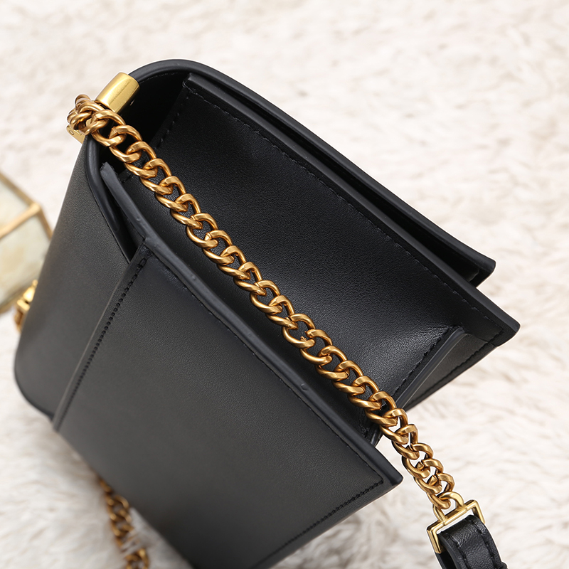 chain ladies handbags sale