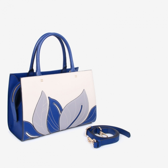 White And Blue Women's Floral Tote Bag