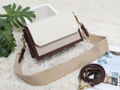 cream and maroon shoulder bags