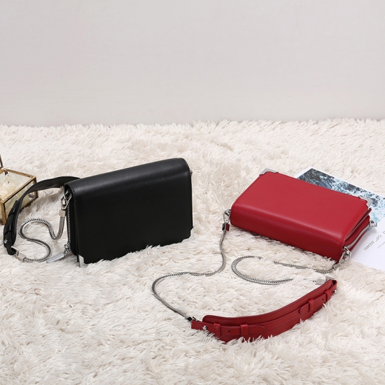 casual crossbody bag