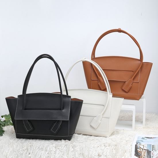 cruelty free women's hobo handbags