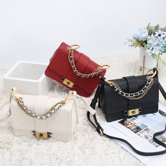 chain handle shoulder bag